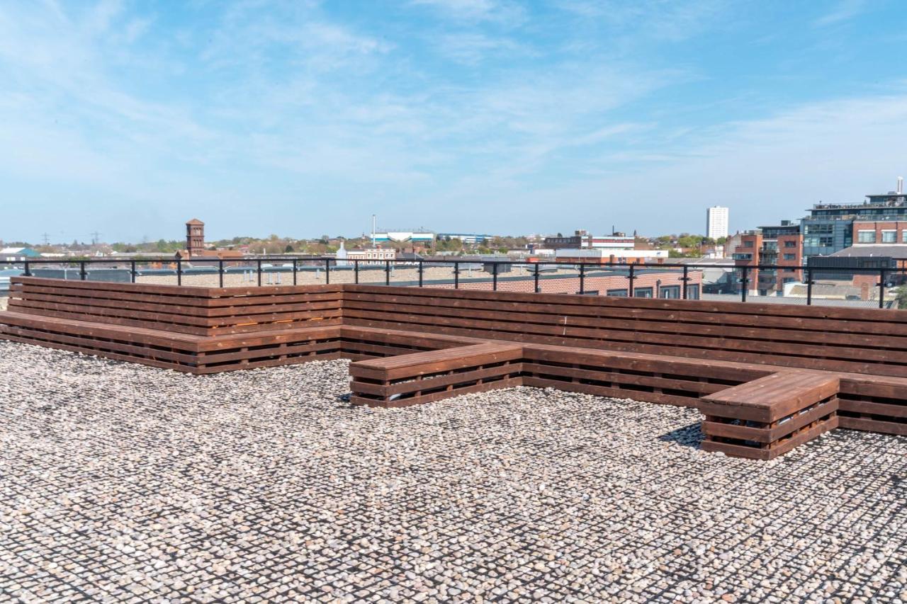 Maevela Apartments - Huge 7Ft Emperor Luxury 2 Bed Apartment - With Parking - New Build - City Centre, Digbeth - Rooftop Terrace - Ps4 & Smart Tv'S Birmingham Exterior photo