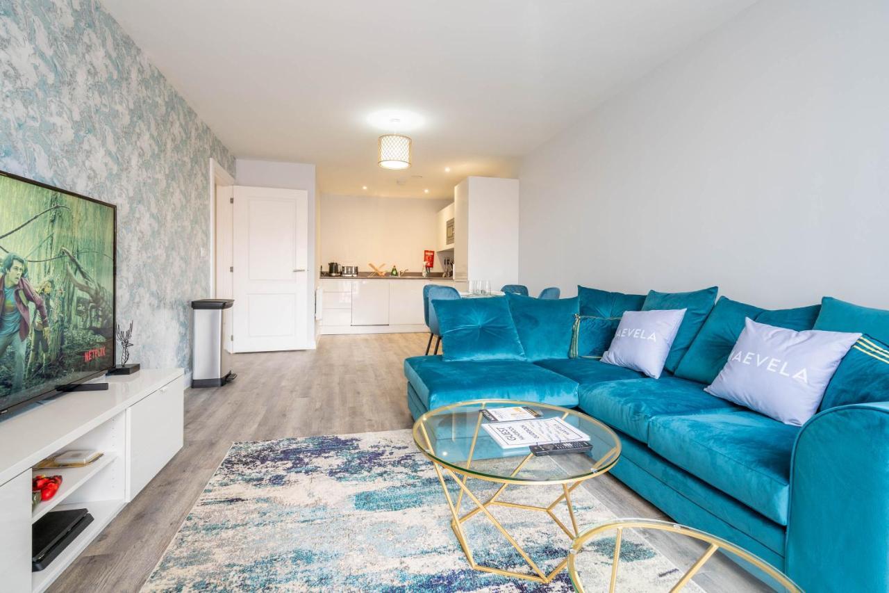 Maevela Apartments - Huge 7Ft Emperor Luxury 2 Bed Apartment - With Parking - New Build - City Centre, Digbeth - Rooftop Terrace - Ps4 & Smart Tv'S Birmingham Exterior photo