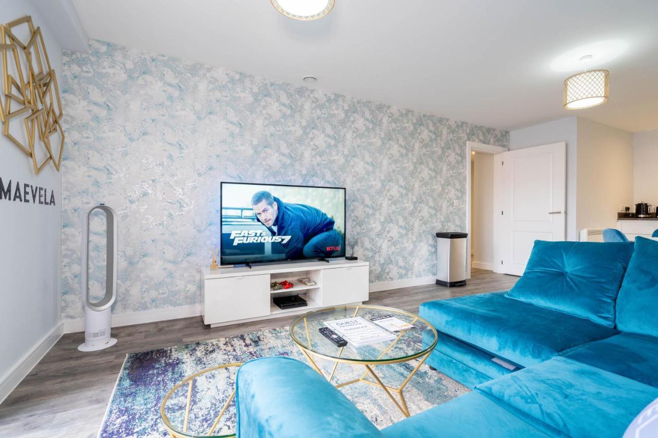 Maevela Apartments - Huge 7Ft Emperor Luxury 2 Bed Apartment - With Parking - New Build - City Centre, Digbeth - Rooftop Terrace - Ps4 & Smart Tv'S Birmingham Exterior photo